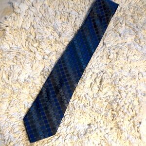 🚨B2G1 New CALVIN KLEIN Blue Charcoal Grey Silk NeckTie